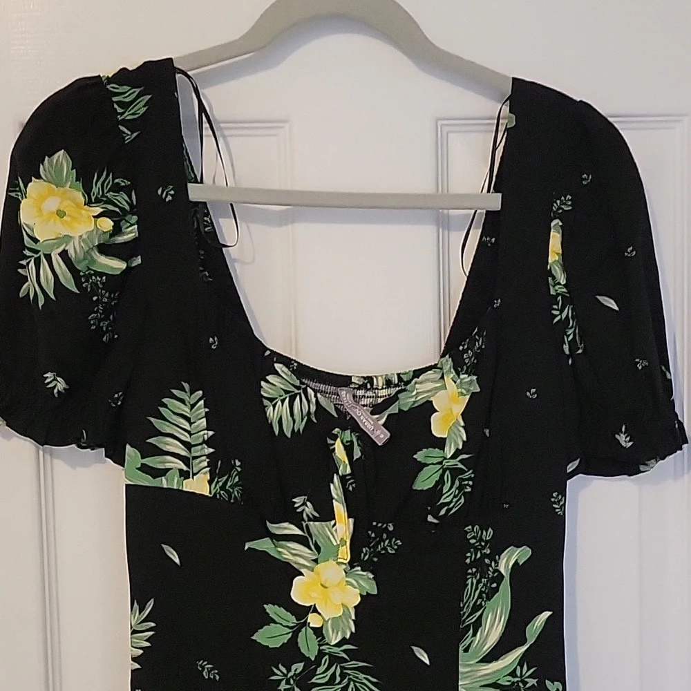 Urban Outfitters Tropical Print Dress - Picture 4 of 4
